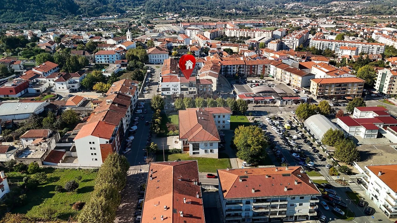 Apartamento T2 para Venda em Lousã e Vilarinho Foto 3