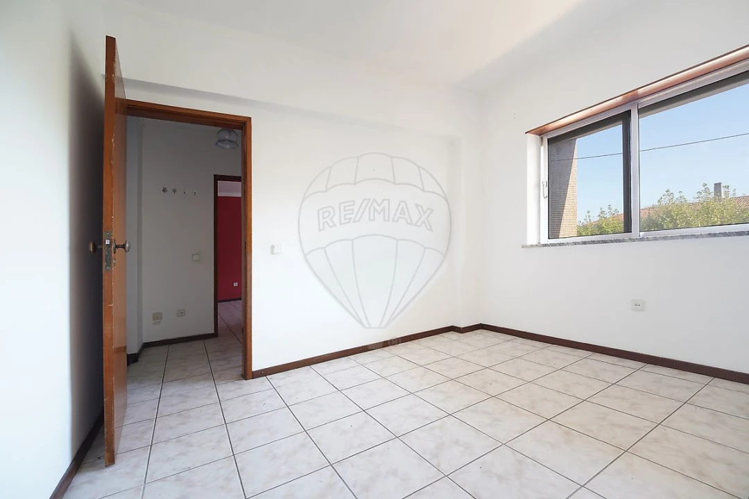Apartamento T2 para Venda em Lousã e Vilarinho Foto 16