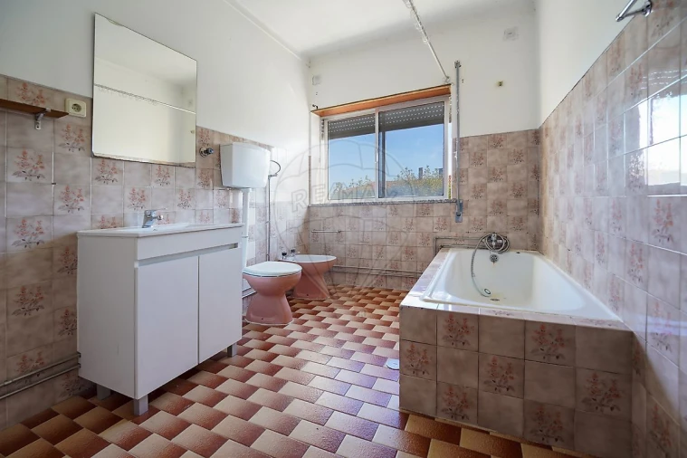 Apartamento T2 para Venda em Lousã e Vilarinho Foto 11
