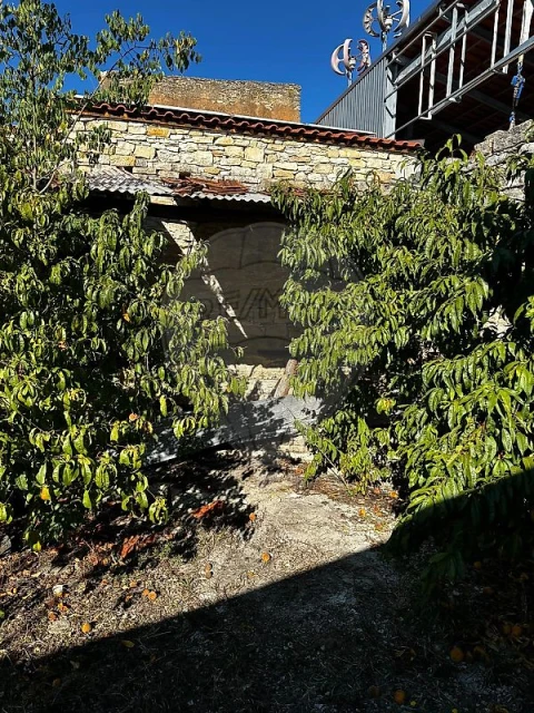 Moradia T3 para Venda em Zambujal