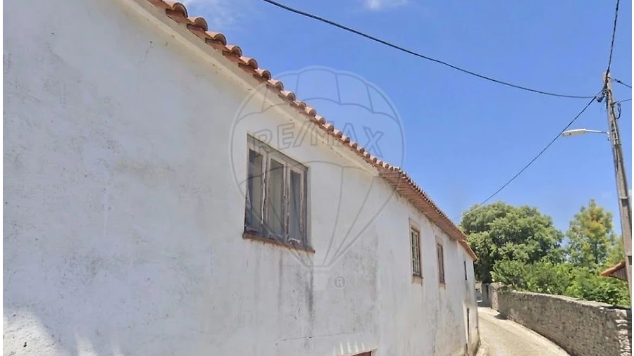 Moradia T3 para Venda em Zambujal