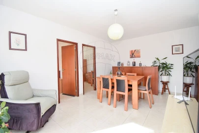 Apartamento T2 para Venda em Rio de Mouro