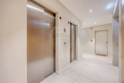 Apartamento T1 para Venda em Campanhã