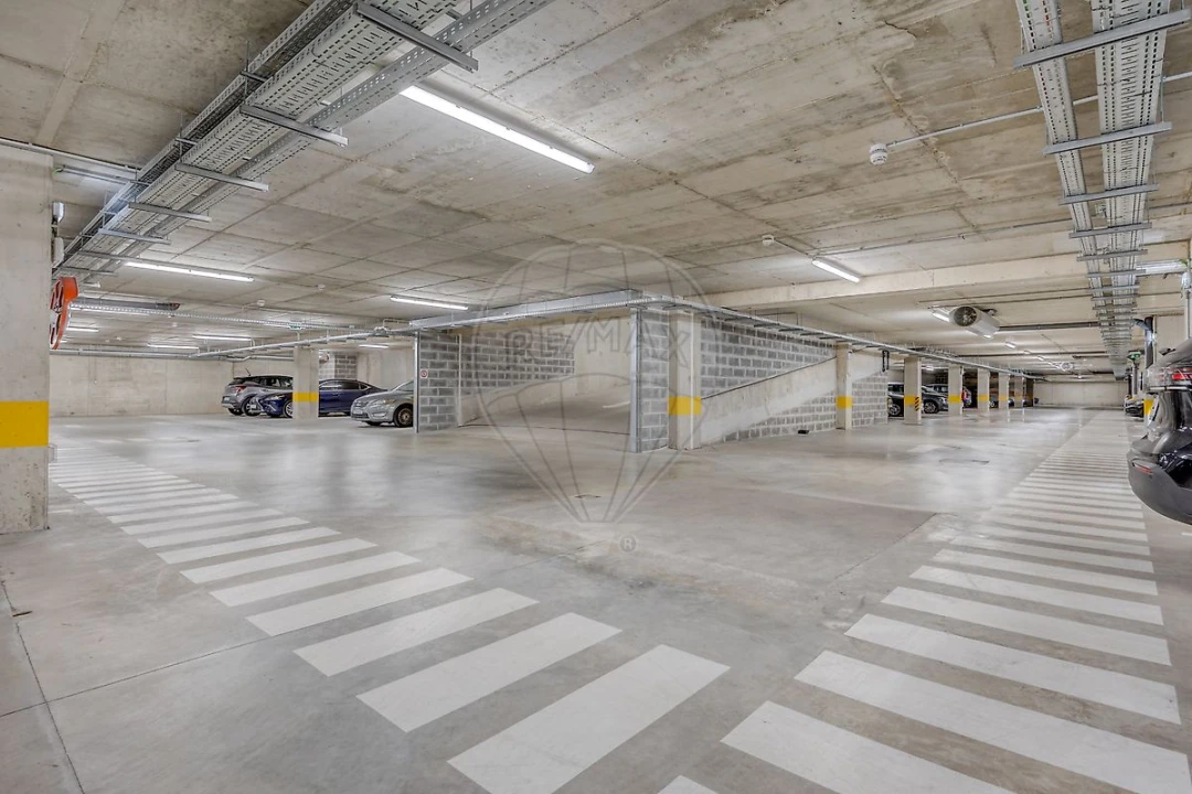 Apartamento T1 para Venda em Campanhã Foto 25