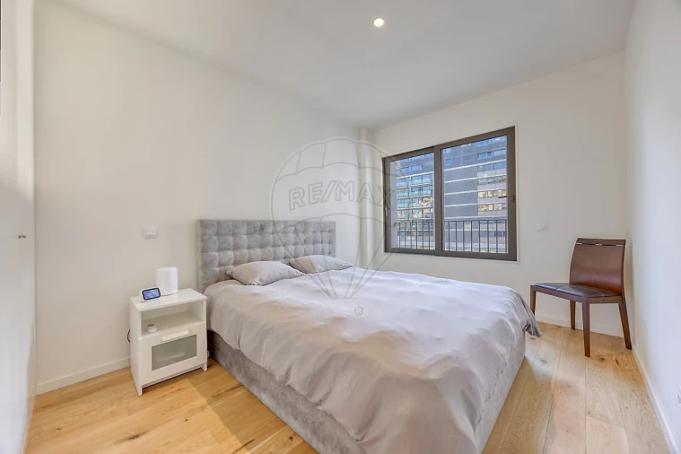 Apartamento T1 para Venda em Campanhã Foto 14