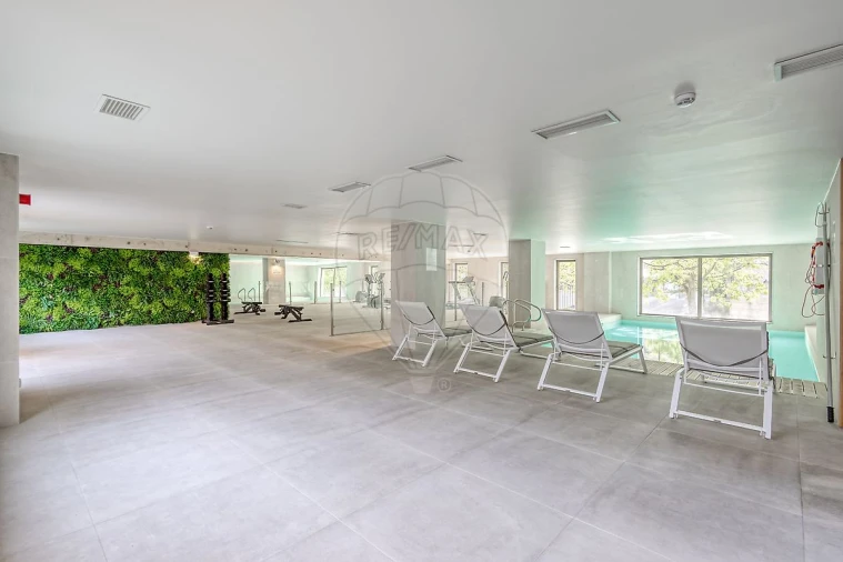 Apartamento T1 para Venda em Campanhã Foto 6
