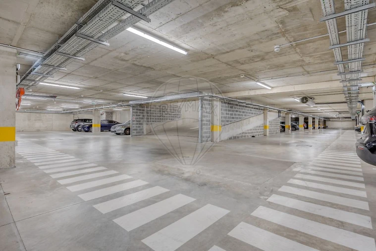 Apartamento T1 para Venda em Campanhã Foto 25