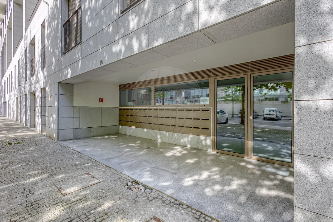 Apartamento T1 para Venda em Campanhã Foto 8