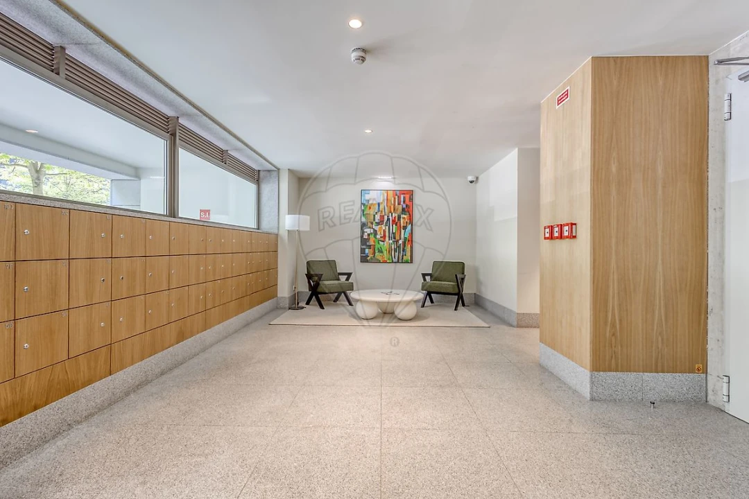 Apartamento T1 para Venda em Campanhã Foto 13