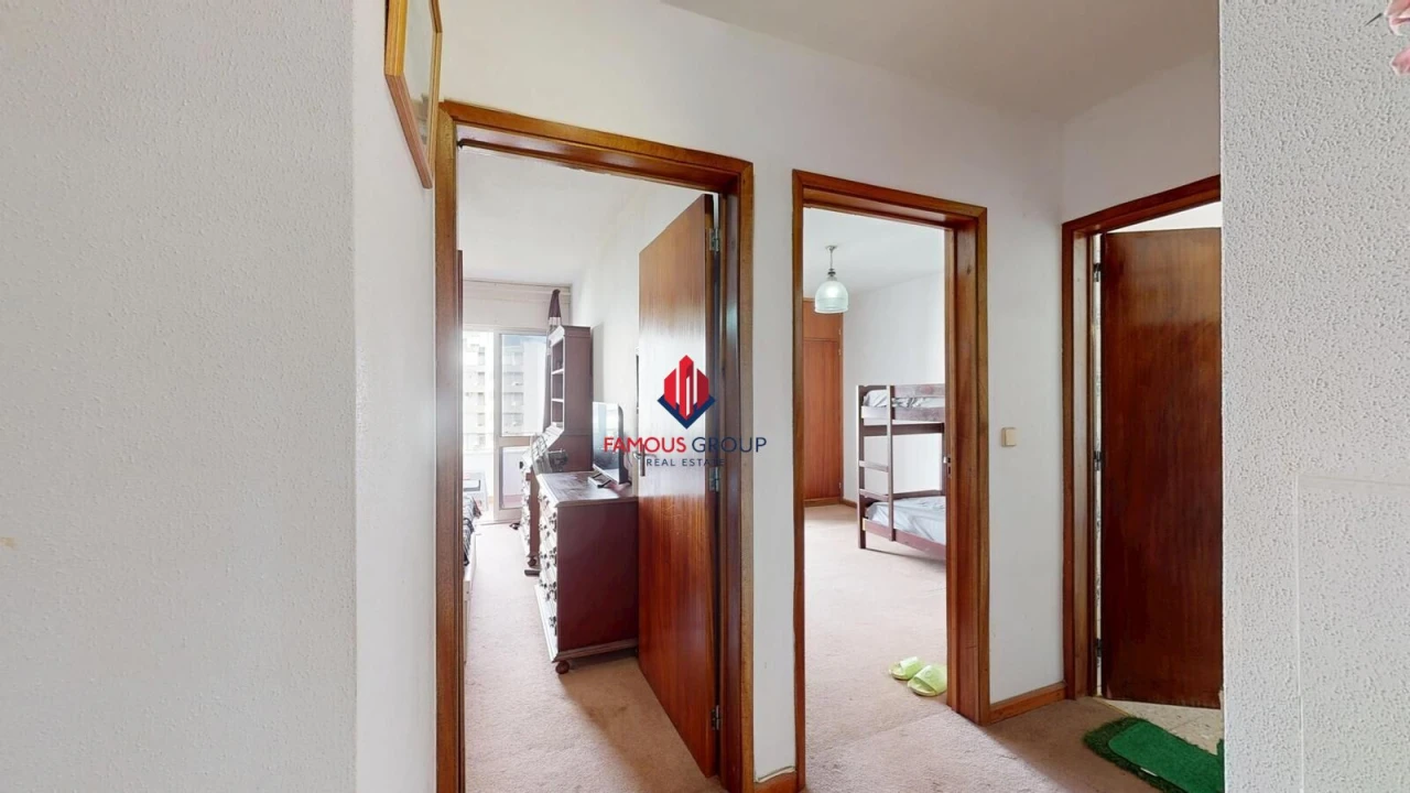 Apartamento T2 para Venda em Portimão Foto 19