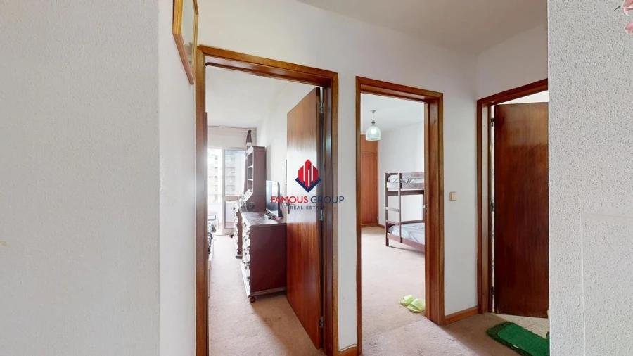 Apartamento T2 para Venda em Portimão Foto 19