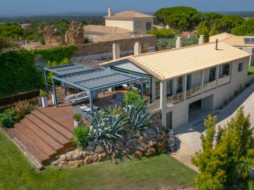 Moradia T4 para Venda em Sesimbra (Castelo)