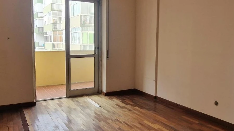 Apartamento T2 para Venda em Pontinha e Famões
