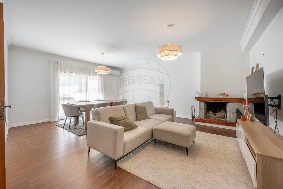 Apartamento T3 para Venda em Braga (Maximinos, Sé e Cividade) Foto 1