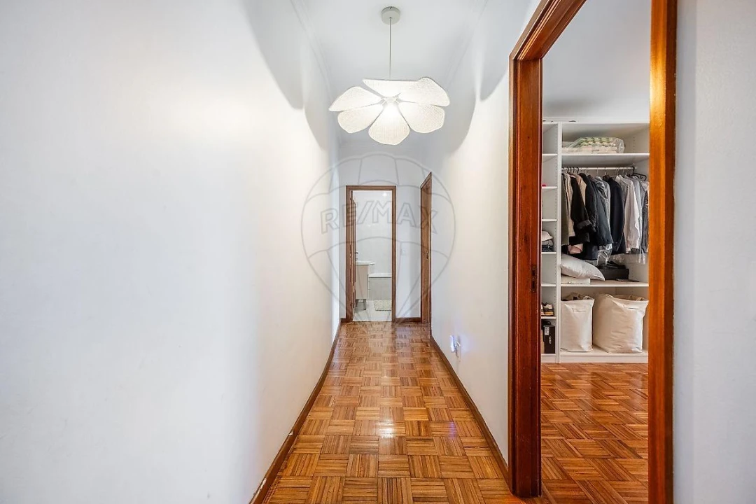 Apartamento T3 para Venda em Braga (Maximinos, Sé e Cividade) Foto 10
