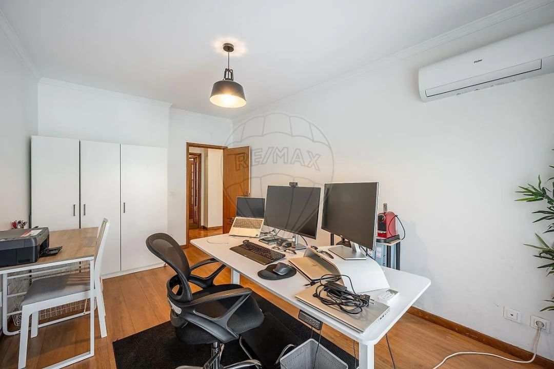 Apartamento T3 para Venda em Braga (Maximinos, Sé e Cividade) Foto 15