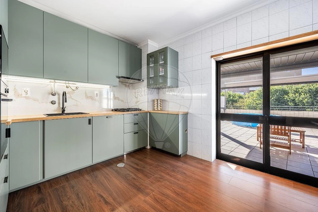 Apartamento T3 para Venda em Braga (Maximinos, Sé e Cividade) Foto 6