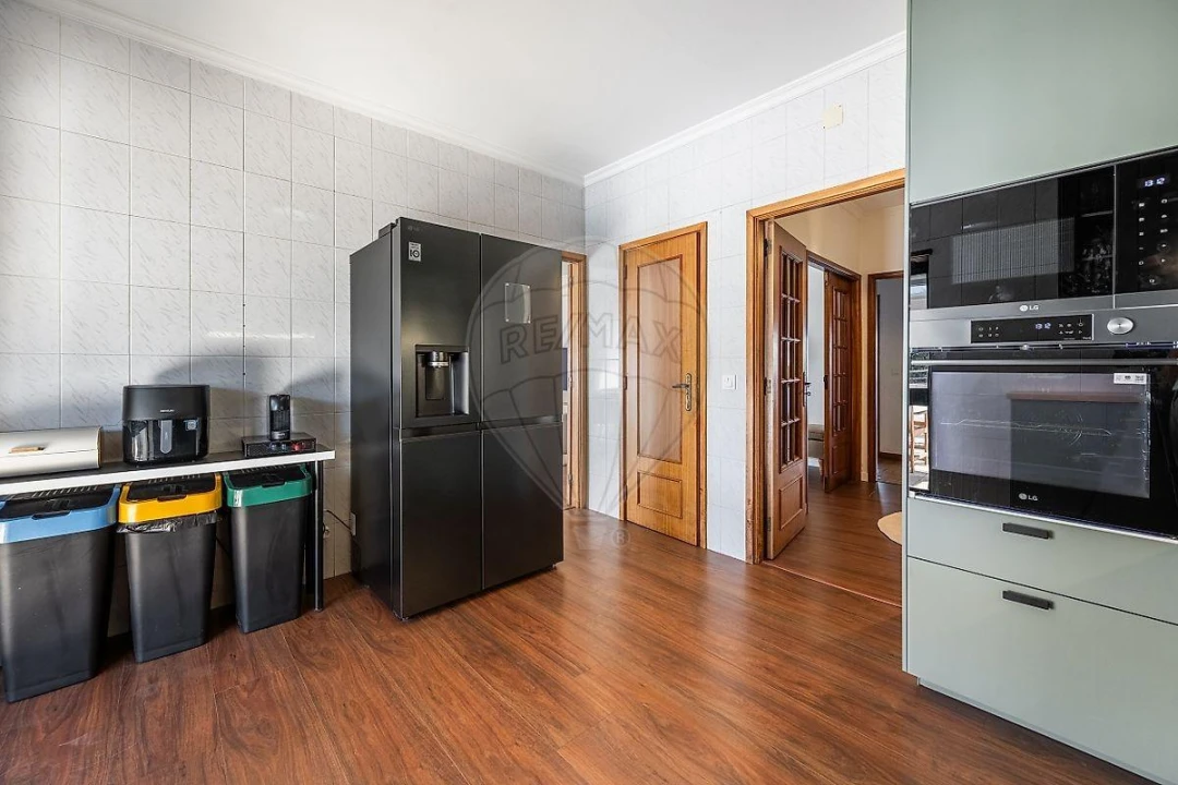 Apartamento T3 para Venda em Braga (Maximinos, Sé e Cividade) Foto 8