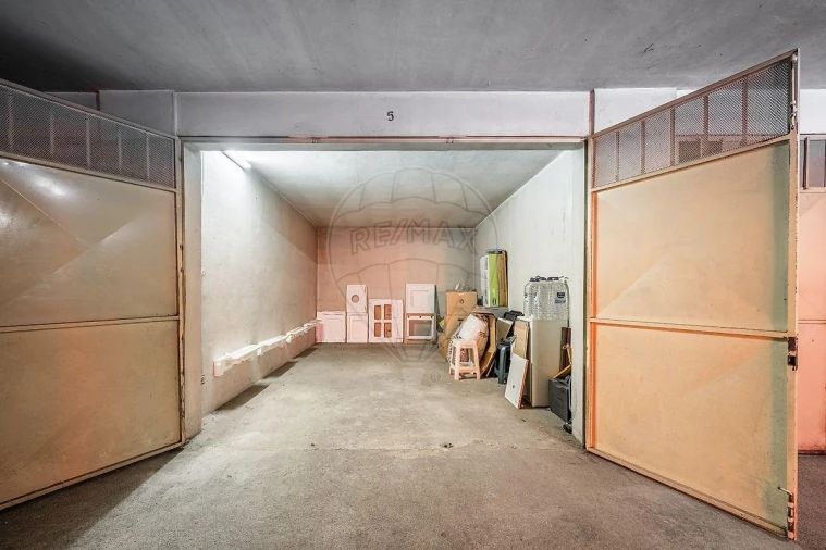 Apartamento T3 para Venda em Braga (Maximinos, Sé e Cividade) Foto 21