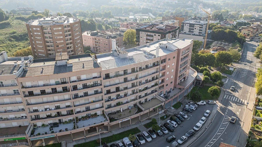 Apartamento T3 para Venda em Braga (Maximinos, Sé e Cividade) Foto 29