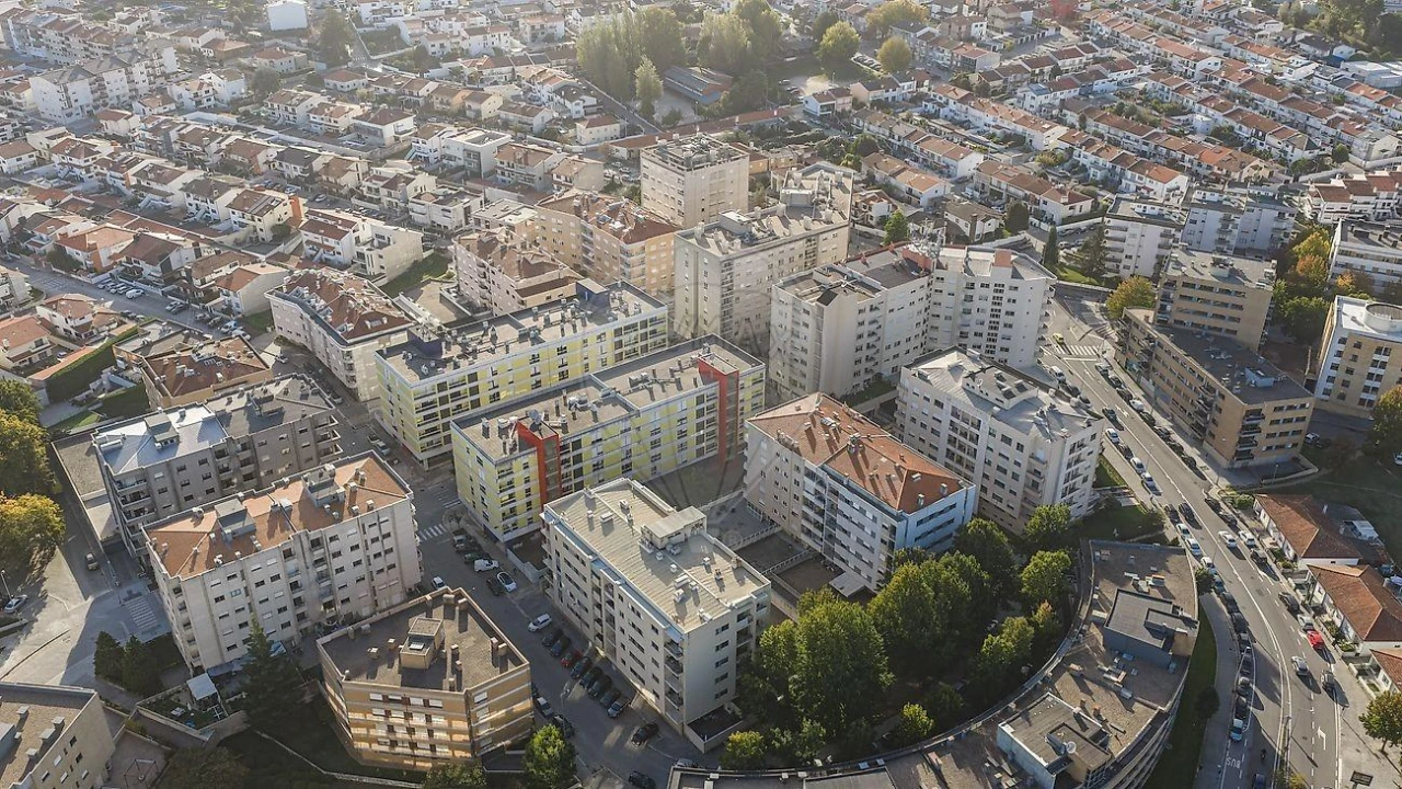 Apartamento T2 para Venda em Cidade da Maia Foto 10