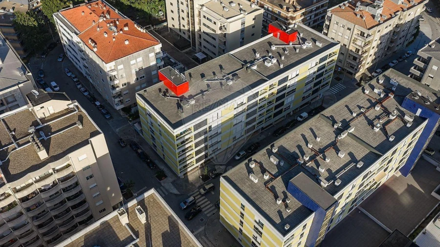 Apartamento T2 para Venda em Cidade da Maia Foto 3