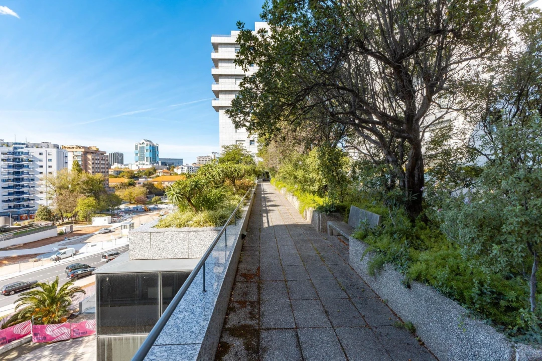 Apartamento T1 para Venda em Lordelo do Ouro e Massarelos Foto 23
