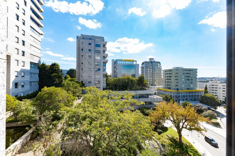 Apartamento T1 para Venda em Lordelo do Ouro e Massarelos Foto 16