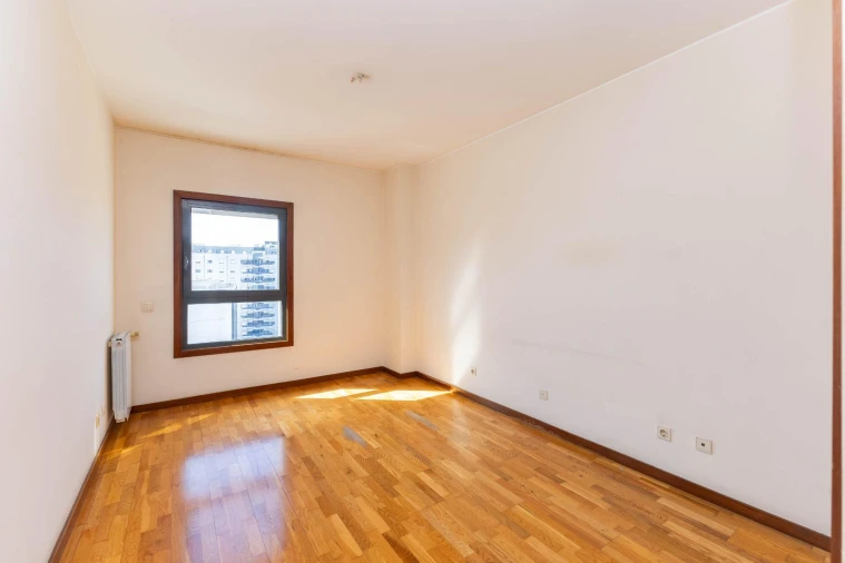 Apartamento T1 para Venda em Lordelo do Ouro e Massarelos Foto 19