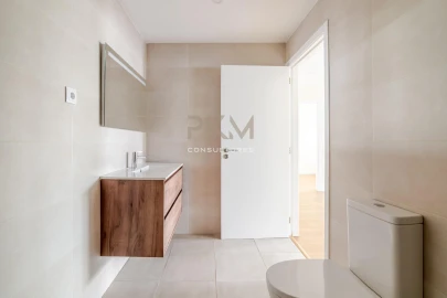 Apartamento T1 para Venda em Amarante (São Gonçalo), Madalena, Cepelos e Gatão