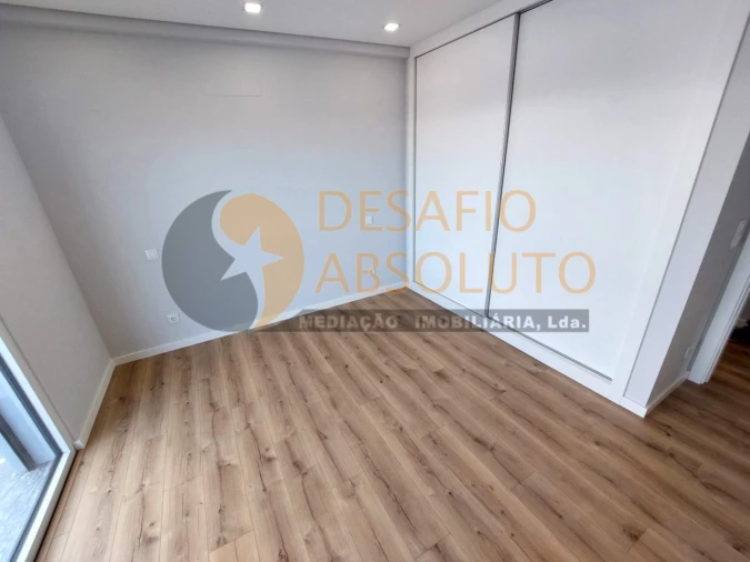 Moradia T3 para Venda em Fernao Ferro Foto 5