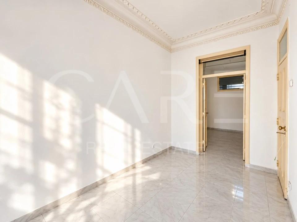 Apartamento T2 para Venda em Arroios Foto 5