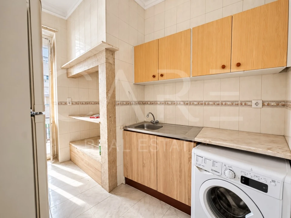 Apartamento T2 para Venda em Arroios Foto 10