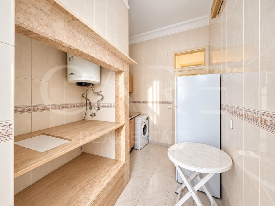 Apartamento T2 para Venda em Arroios Foto 11