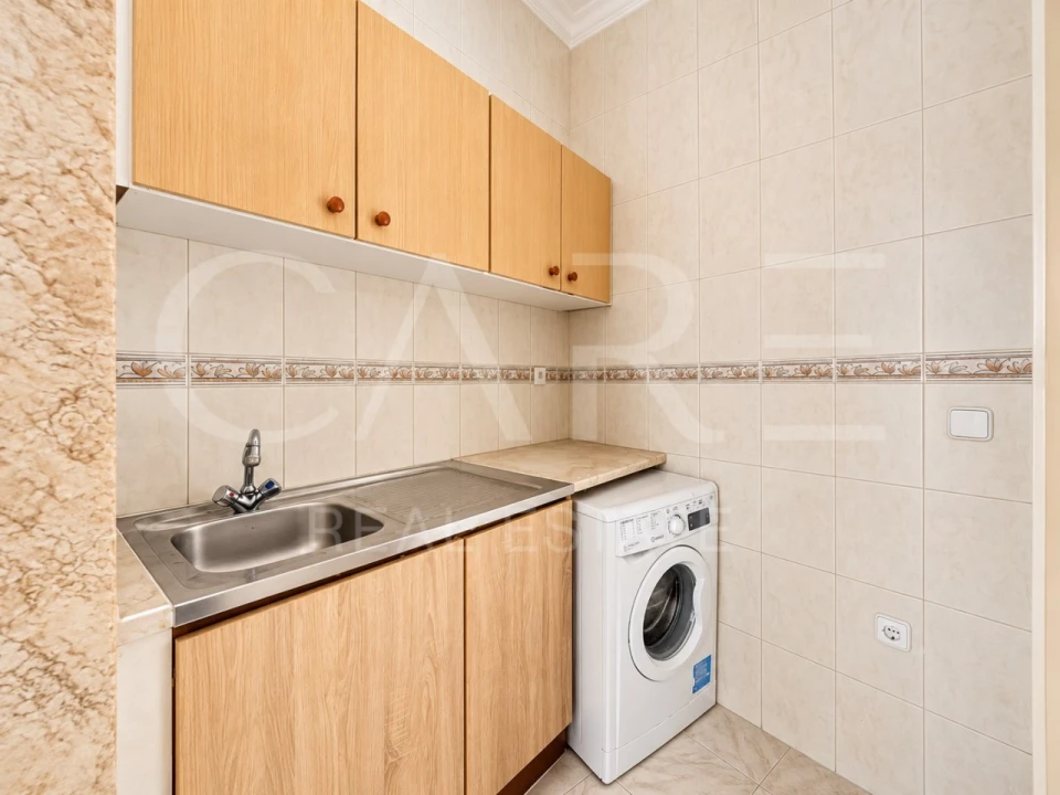 Apartamento T2 para Venda em Arroios Foto 12