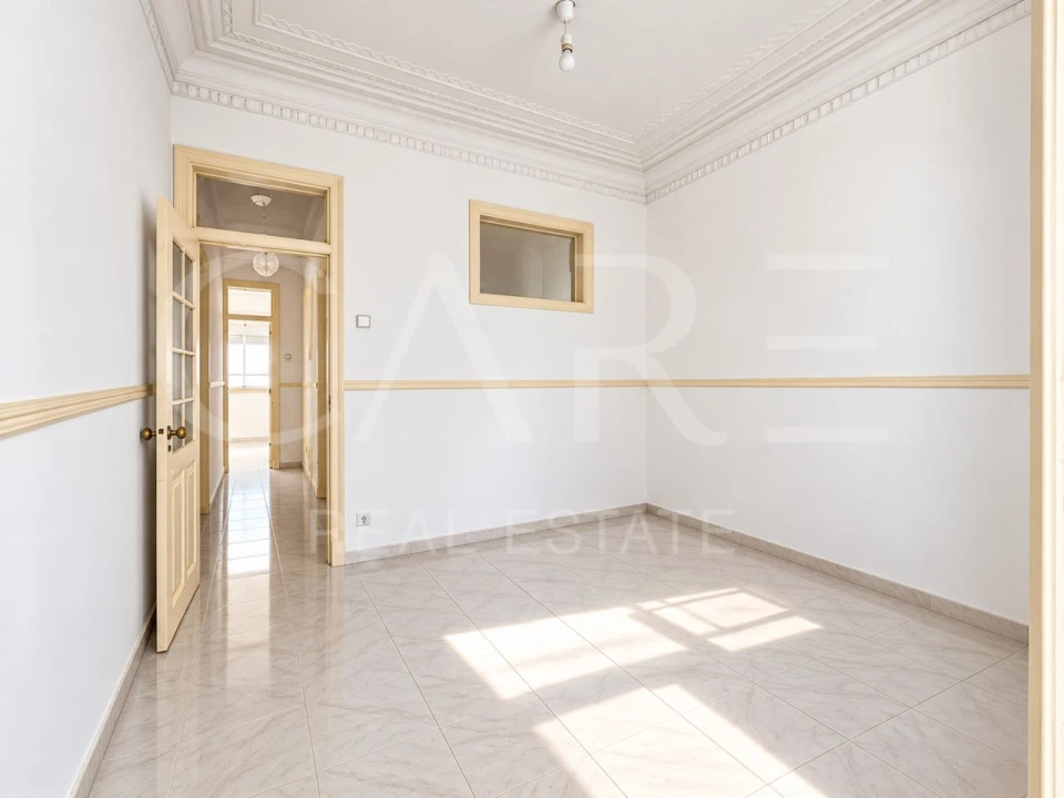 Apartamento T2 para Venda em Arroios Foto 13