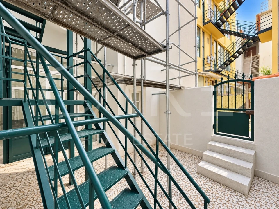 Apartamento T2 para Venda em Arroios Foto 19
