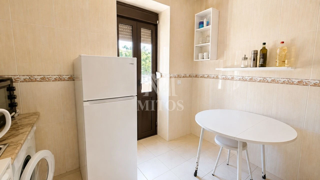 Moradia T4 para Venda em Mazarefes e Vila Fria Foto 3