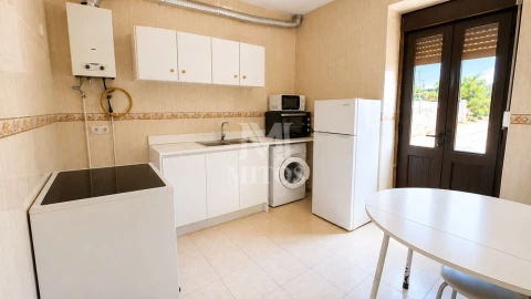 Moradia T4 para Venda em Mazarefes e Vila Fria