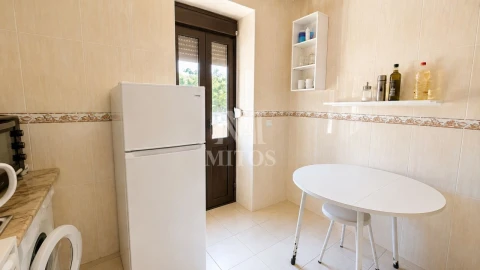 Moradia T4 para Venda em Mazarefes e Vila Fria