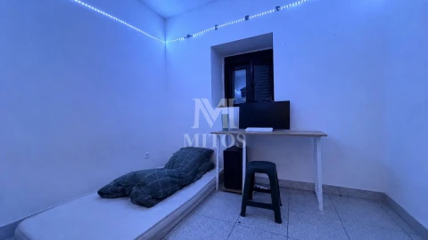Moradia T4 para Venda em Mazarefes e Vila Fria