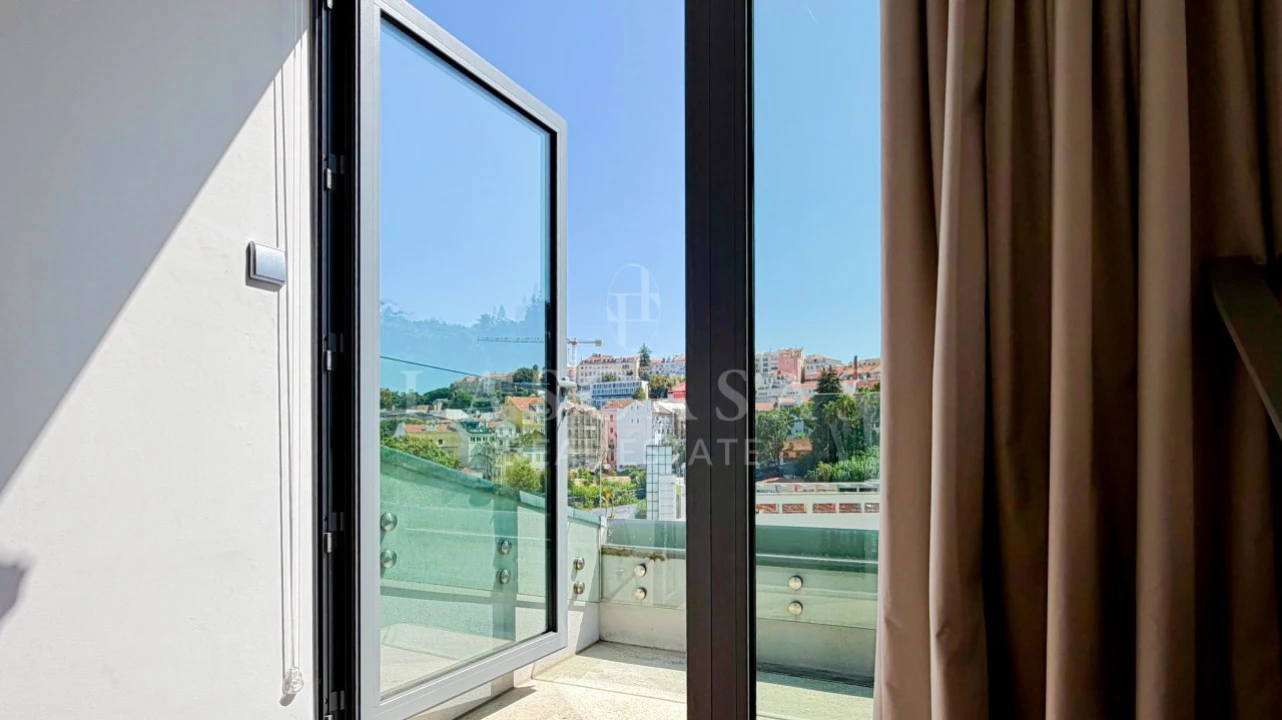 Apartamento T1 para Venda em Santo António Foto 25