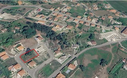 Terreno para Venda em Lanhoso
