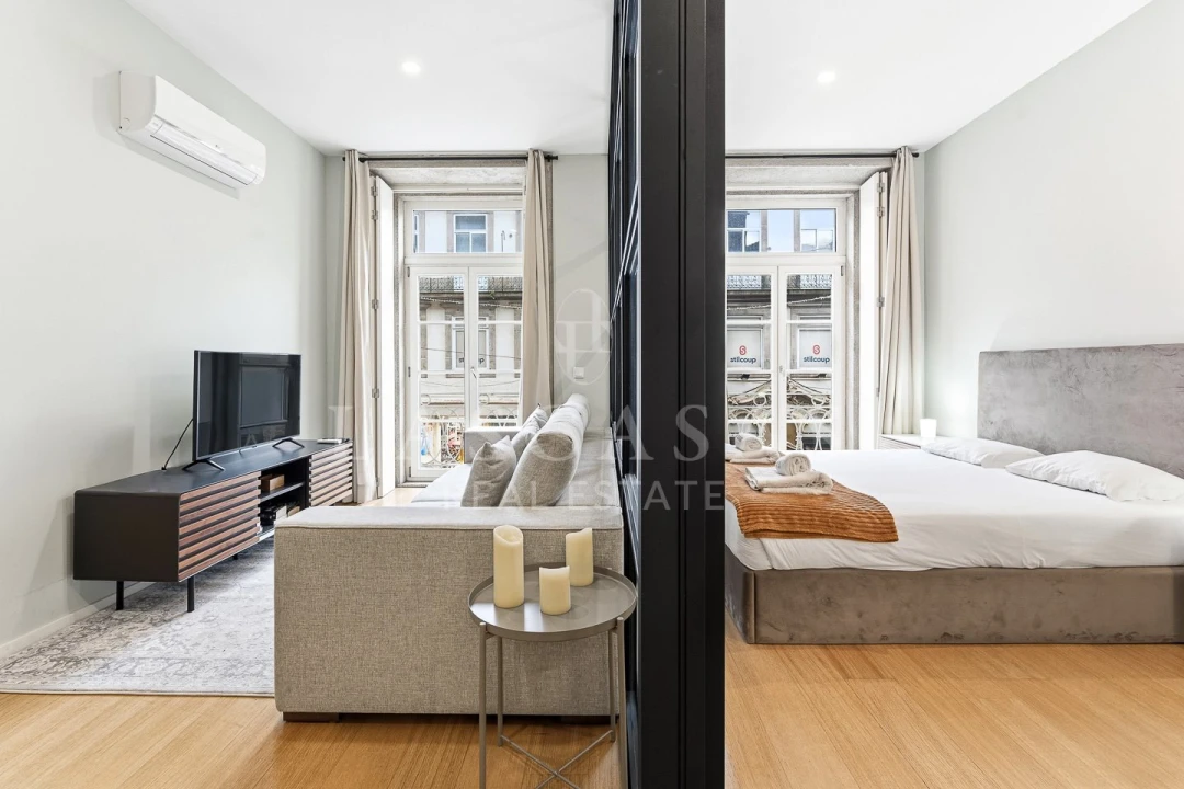 Apartamento T1 para Venda em Cedofeita, Santo Ildefonso, Sé, Miragaia, São Nicolau e Vitória Foto 1