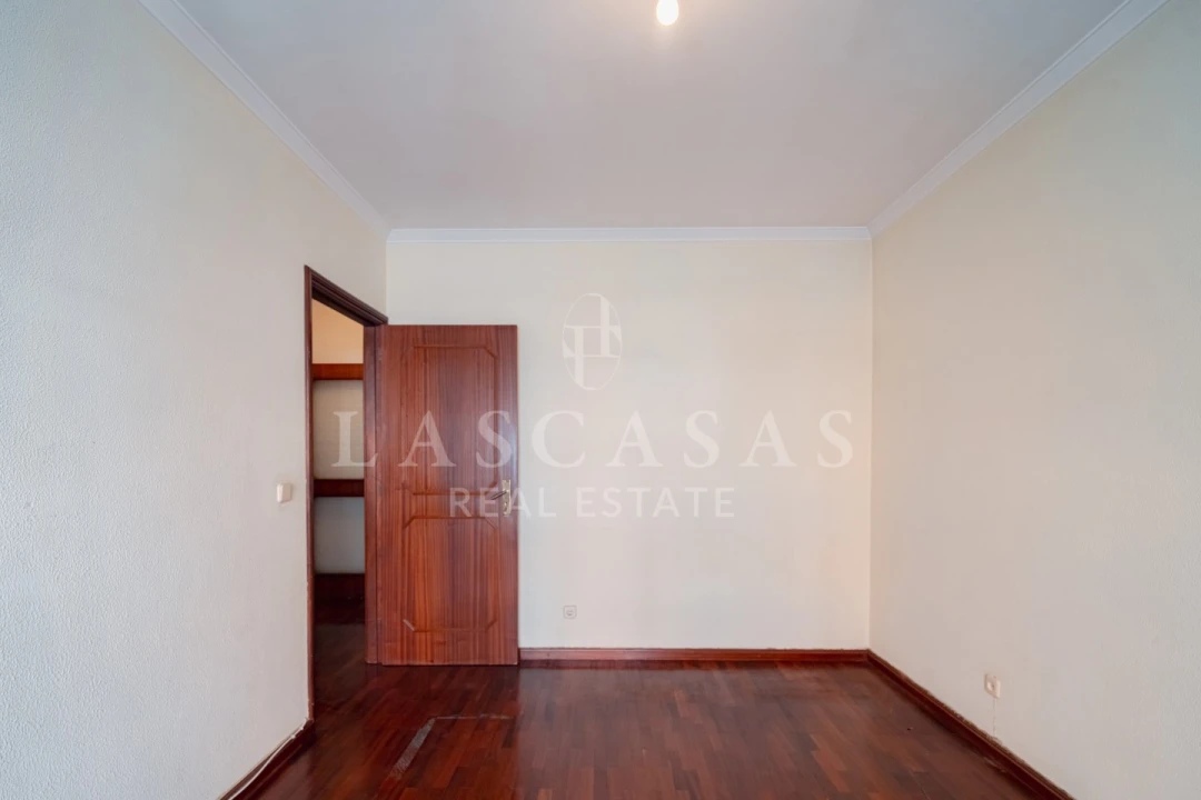 Apartamento T3 para Venda em Cidade da Maia Foto 5