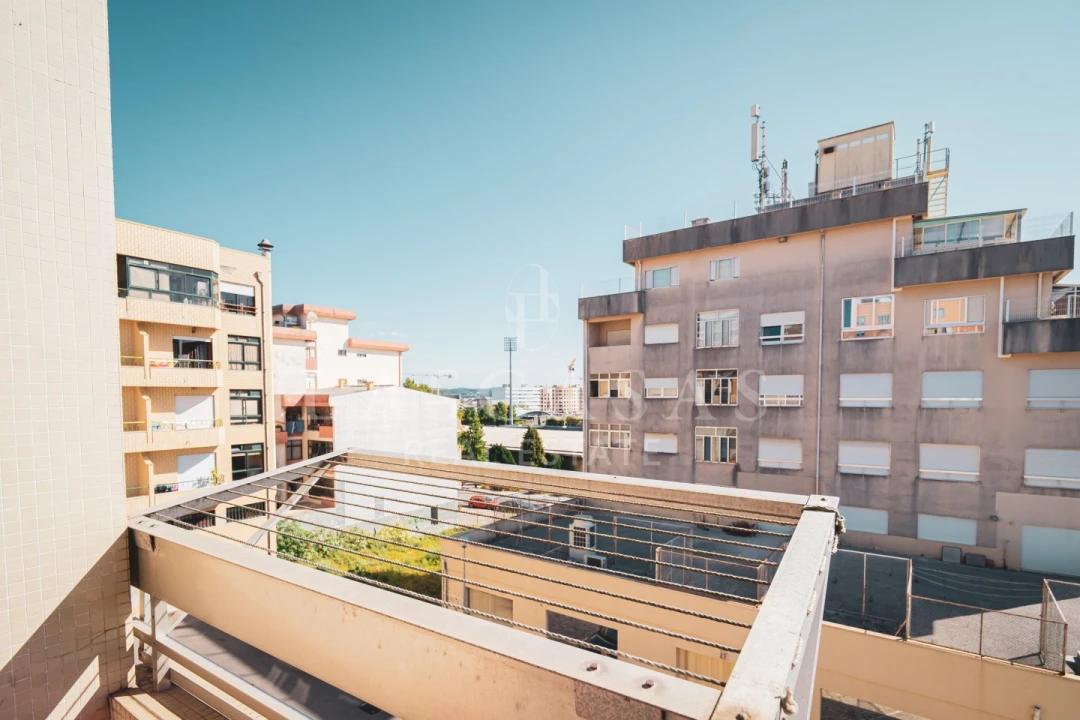 Apartamento T3 para Venda em Cidade da Maia Foto 28
