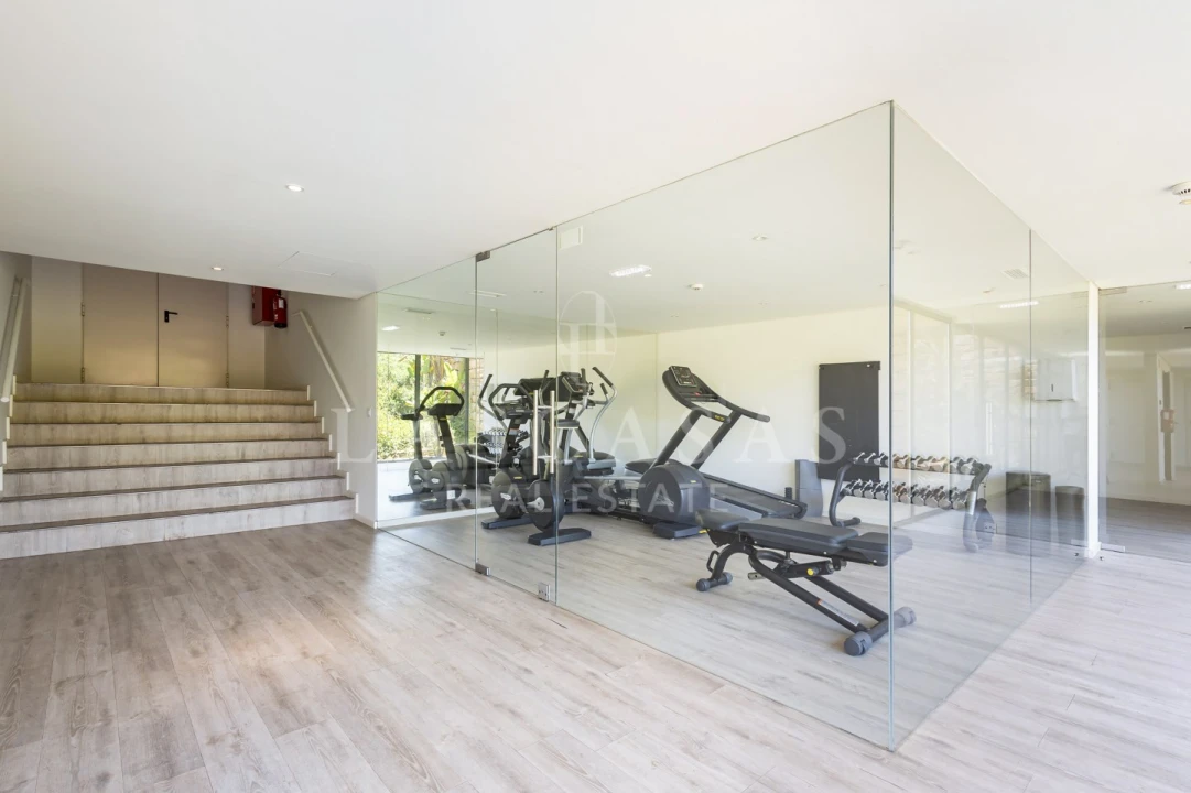 Apartamento T2 para Arrendamento em Quarteira Foto 10