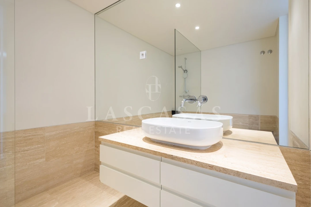 Apartamento T2 para Arrendamento em Quarteira Foto 24