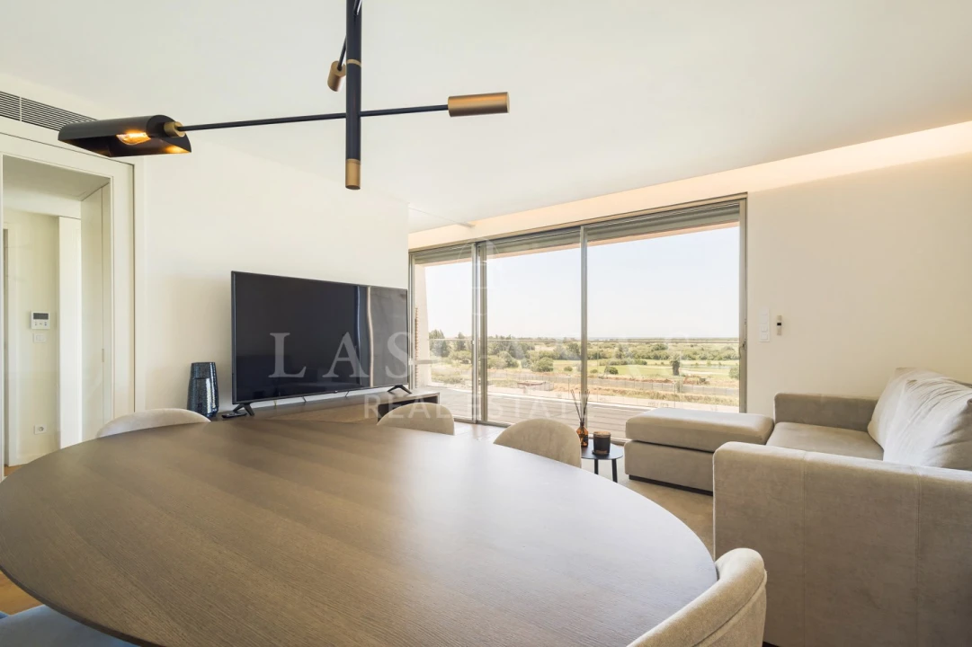 Apartamento T2 para Venda em Quarteira Foto 3