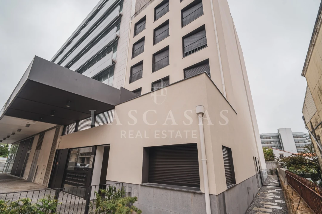 Apartamento T1 para Venda em Cedofeita, Santo Ildefonso, Sé, Miragaia, São Nicolau e Vitória Foto 1
